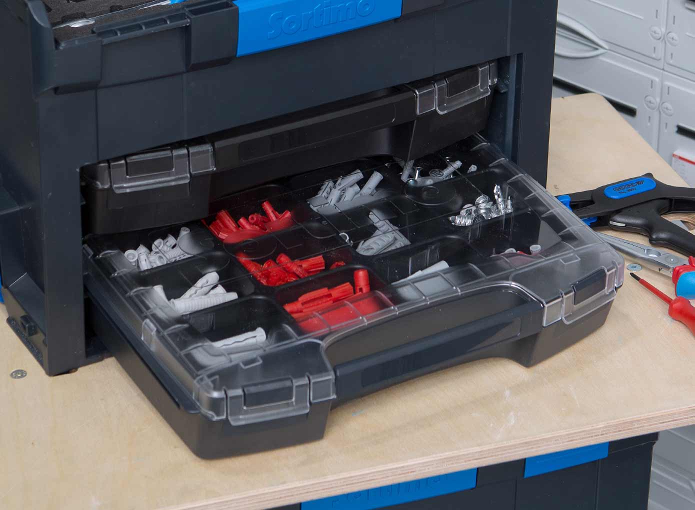 Sortimo i-BOXX - VHD Bedrijfswageninrichting BV Sortimo i-BOXX - VHD Bedrijfswageninrichting BV